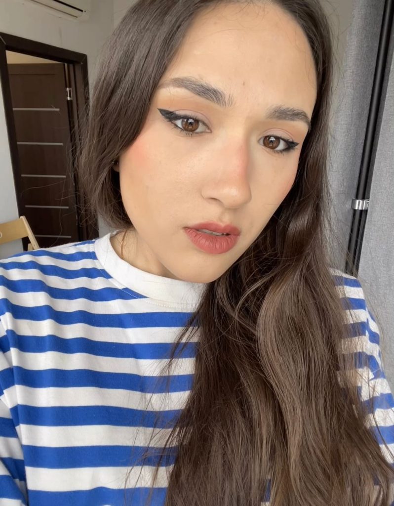 Элизабет Робалино